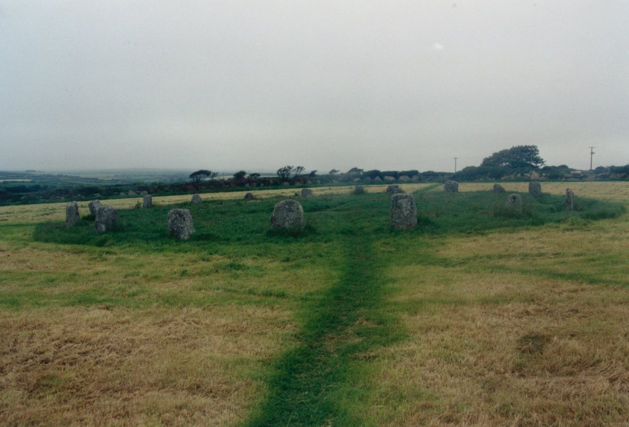 National Trust Lanyon Quoit circle of stones